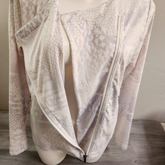 LUCY White Violet Jacket M Asymmetrical Moto Style Activewear Leopard Print - Picture 8 of 14